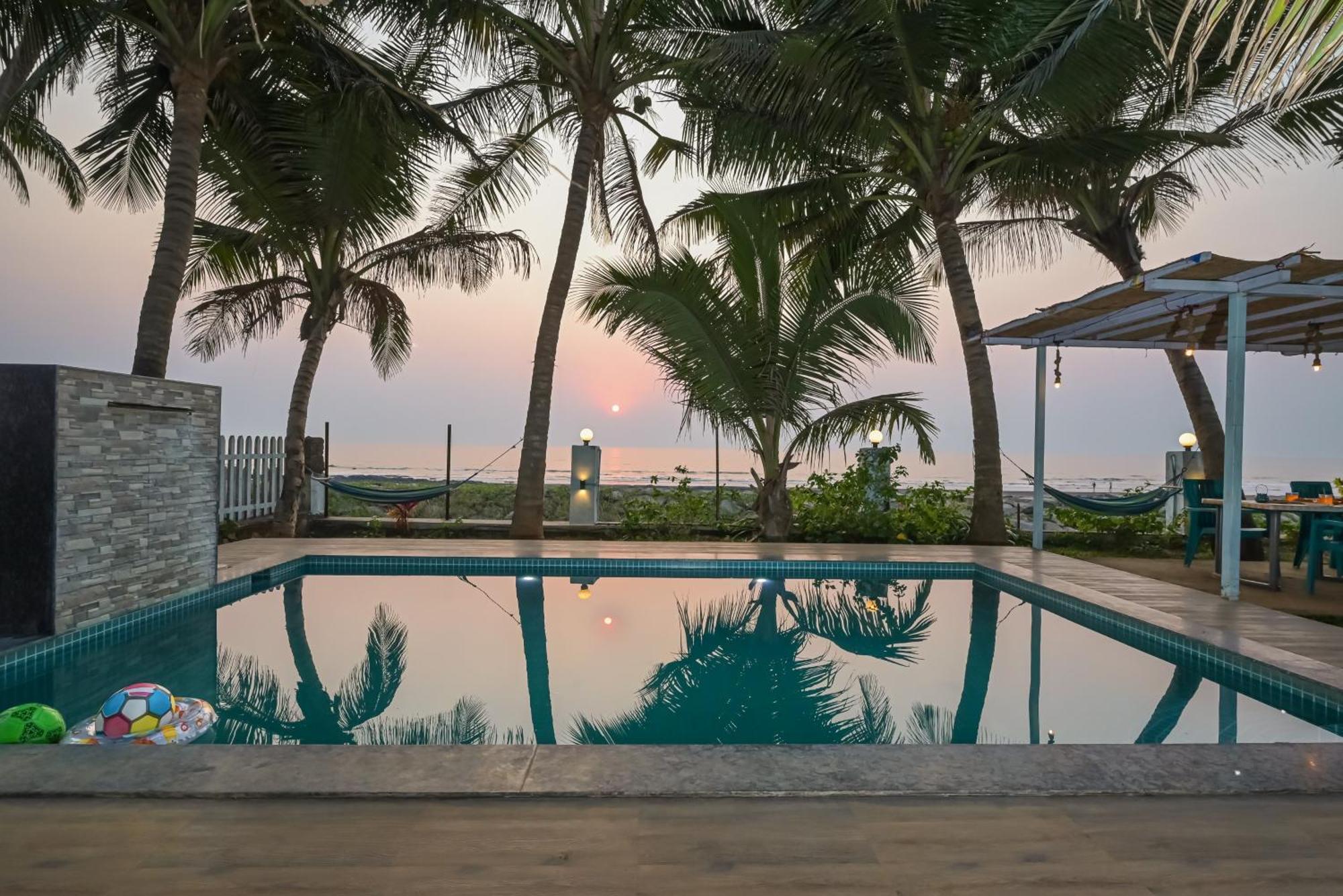 En Ocean Infinity Pool Villa Overlooking Sea ,Beach Touch Алибаг Экстерьер фото
